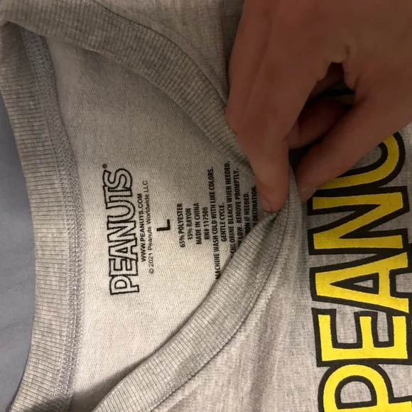 peanuts charlie brown shirt Longsleeve Large Comfy NWOT Graphic Print - Picture 4 of 10